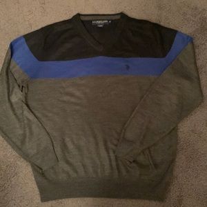 U.S. Polo Assn. Sweater Size Medium- good used condition